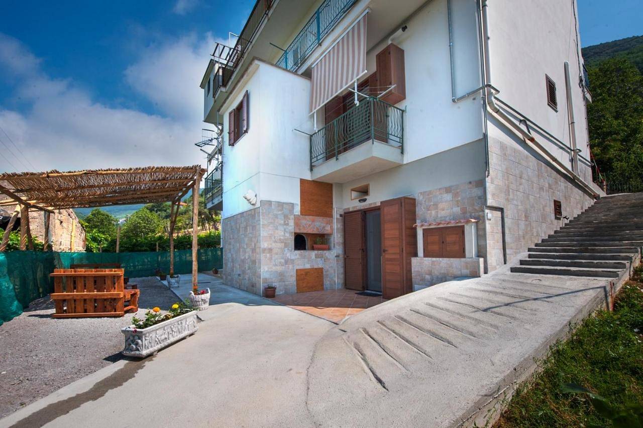 Appartamento intero, Studio Apartment in Tramonti, Monti Lattari