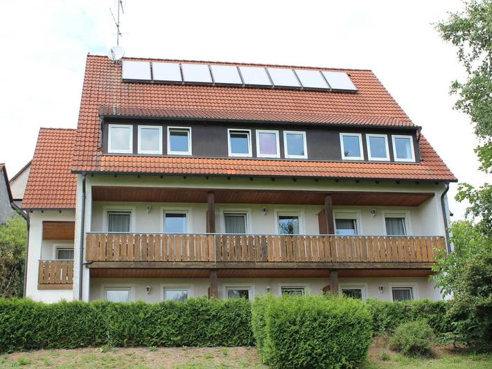 Ferienwohnung für 5 Personen, mit Garten und Balkon sowie Ausblick in Gräfenberg - 2