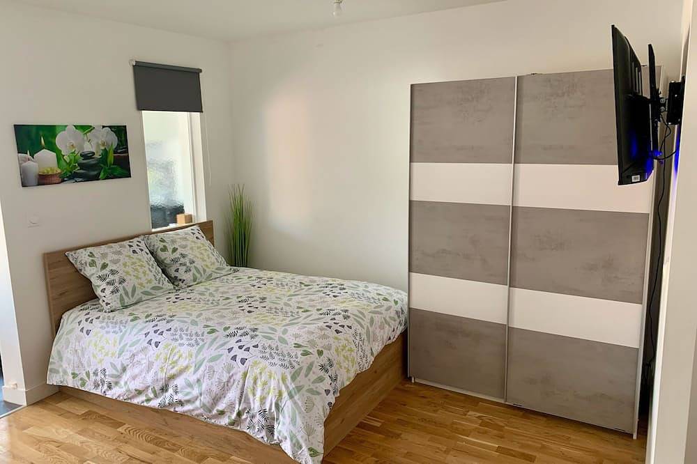 Apartamento entero, The Stopover, studio near Paris Roissy Cdg Airport,Disneyland,Asterix,Exposition in Villepinte, Sena-Saint Denis