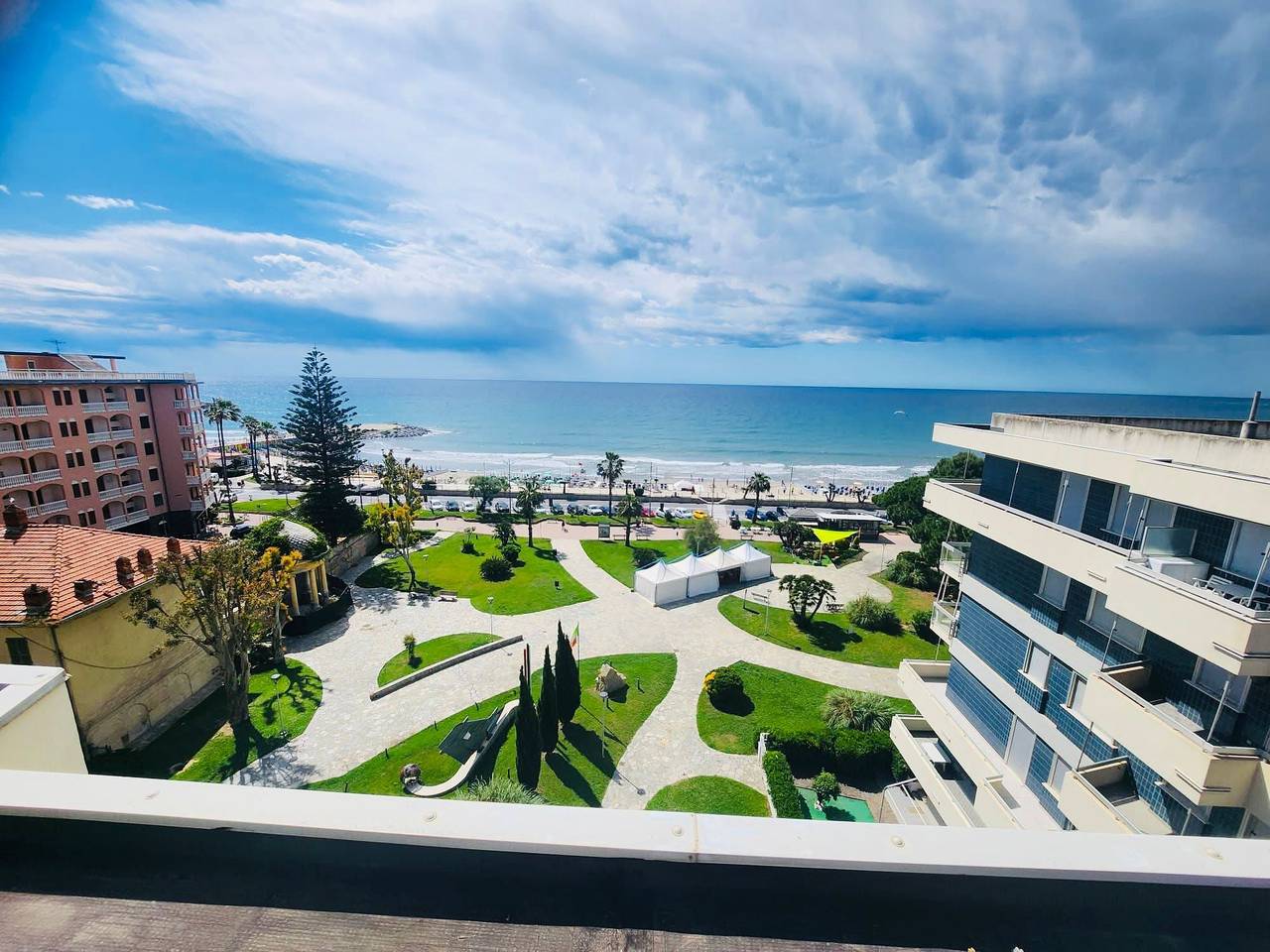Appartamento intero, Graziella - Fronte Mare in Centro con terrazza in Andora, Riviera di Ponente