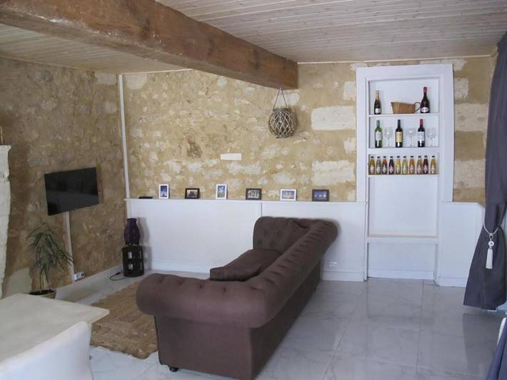 Gîte pour 2 personnes, avec jacuzzi, animaux acceptés à Bourg - 3