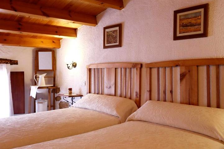 Casa rural para 14 personas, con Terraza y Vistas en Villar de Canes - 4