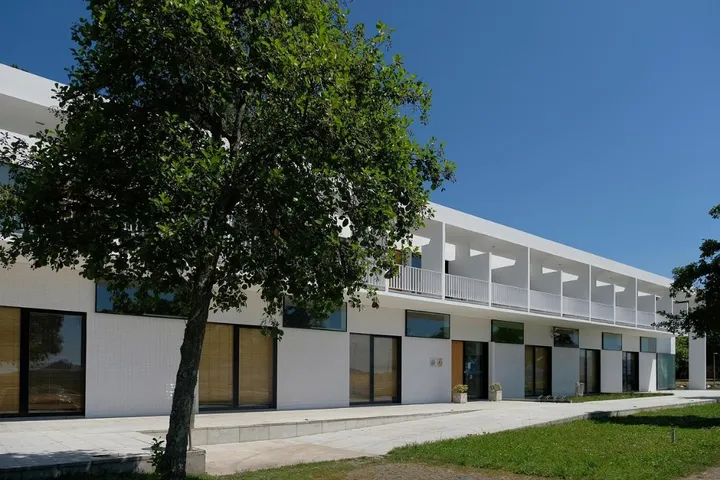 Hostal para 4 personas, con terraza y jardín - 1
