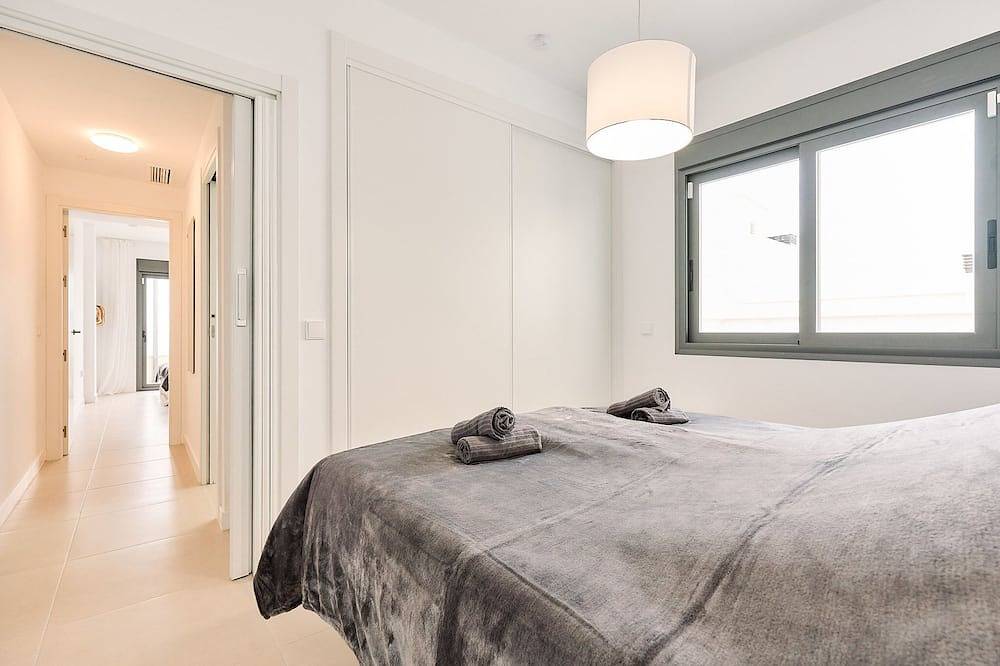 Apartamento entero, Luxe Penthouse Marinsa Beach, Mc01, Korte Loopafstand van Strand en Boulevard in Torrox Costa, Torrox