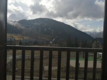 Gîte pour 8 personnes, avec balcon dans Vallee De Boi