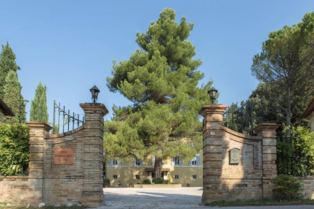 Villa Pandolfi Elmi in Spello, Perugia e dintorni