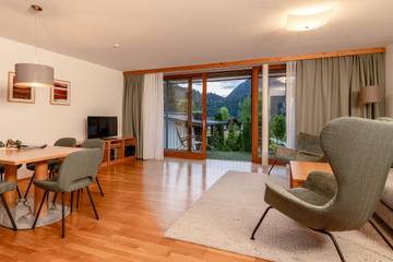 Vacation Apartment for 6 Guests in Thiersee, Tirolean lowland region, Picture 4