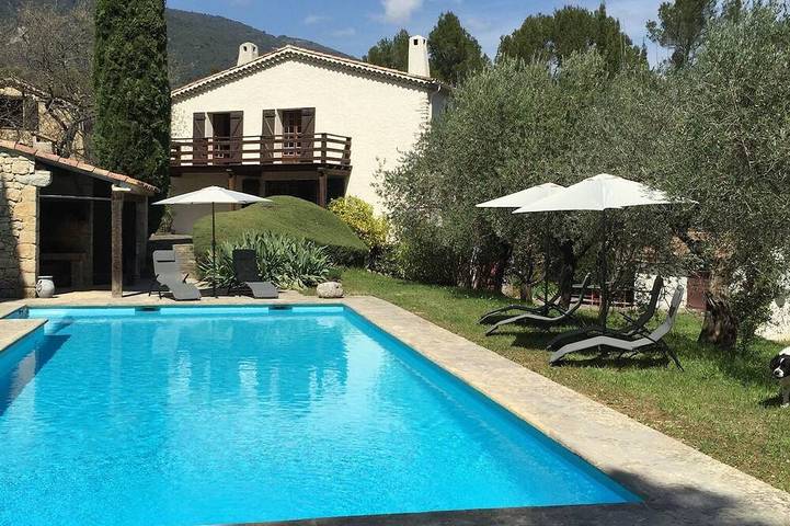 Villa for 8 people, with garden and balcony - 1