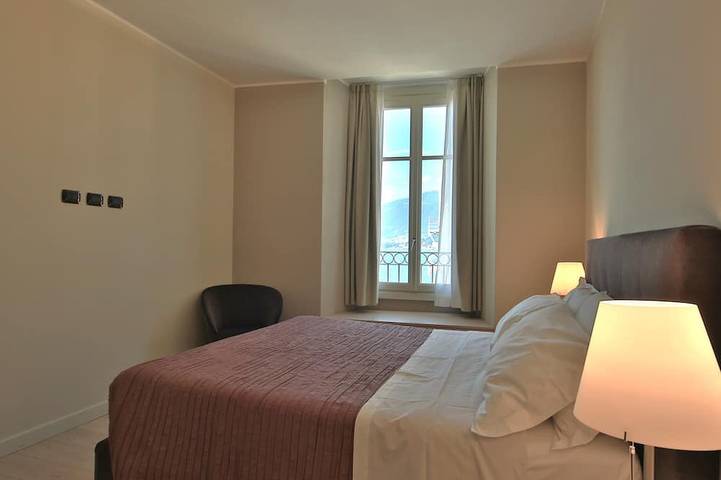 Ganze Wohnung, Liszt Home-Seeseite im Dorf von KlabHouse in Bellagio, Gemeinde Bellagio