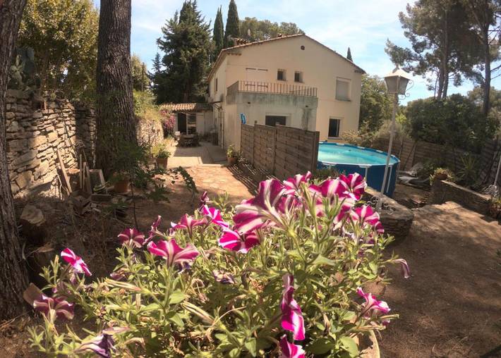 Maison de vacances pour 8 personnes, avec jardin ainsi que terrasse et piscine