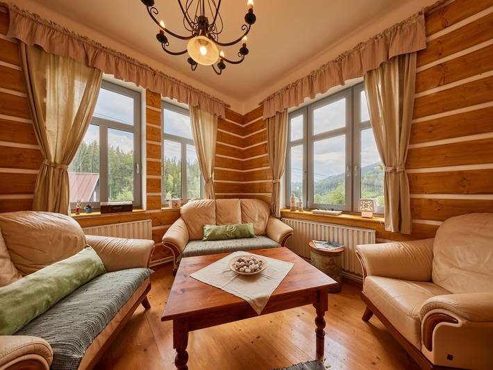 Villa für 10 Personen, mit Whirlpool und Garten sowie Sauna und Terrasse in Nordböhmen - 2