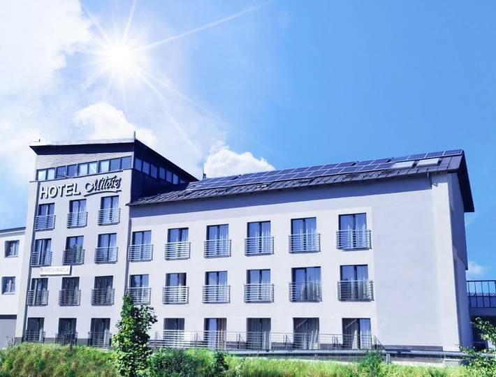 Hotel dla 4 osób, z Taras i Ogród oraz Basen dla dzieci i Basen w Kartuzy