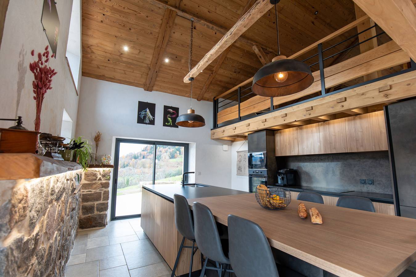 Gîte La Colline: Uitzicht op de Bergen, Privéterras en Jacuzzi in Fresse-sur-Moselle, Épinal en omgeving