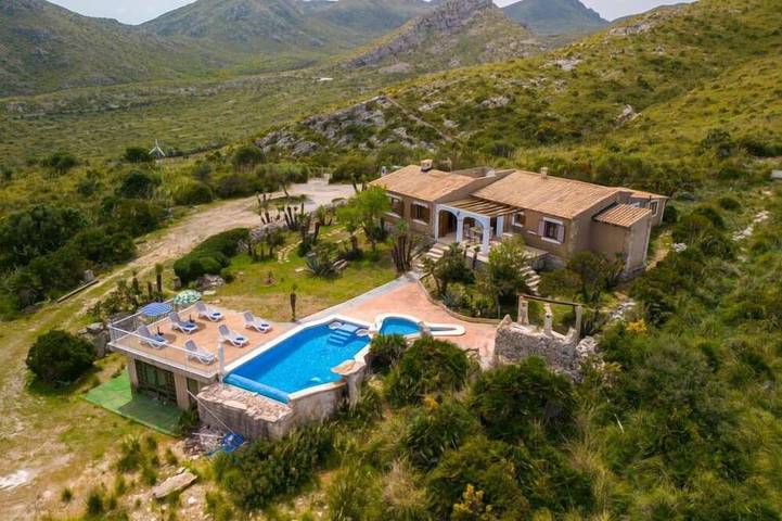 Finca mit Hund für 6 Personen, mit Pool und Garten, mit Haustier in Artà