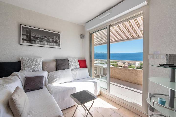 Gîte pour 3 personnes, avec Balcon ainsi que Terrasse et Vue à Sausset-les-Pins - 4