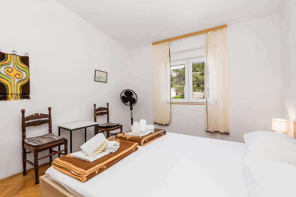 Appartamento intero, Appartamento con 2 camere da letto a. in Pag Città, Pag