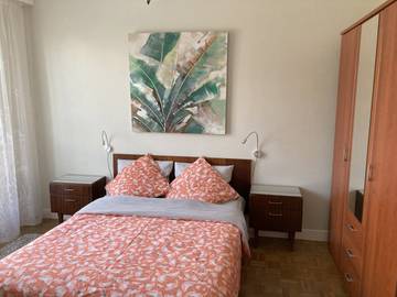 Gîte pour 4 personnes, avec balcon à Juan-les-Pins