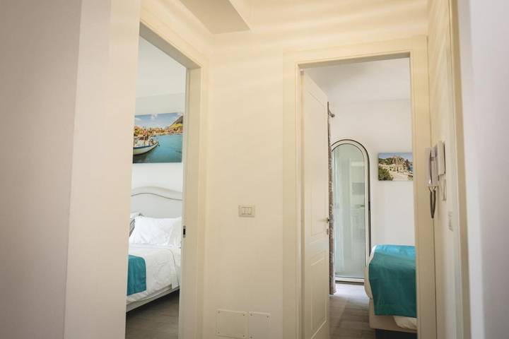 Villa pour 6 personnes, avec Jacuzzi et Terrasse ainsi que Jardin et Vue à Taormina - 4