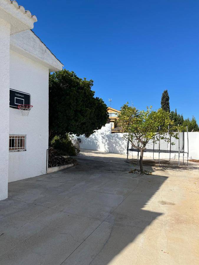 Casa rural para 8 personas, con jardín además de piscina y terraza en Campo de Turia - 4
