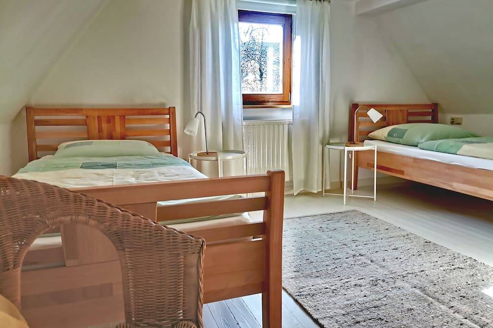 Ein liebevoll renoviertes, frei stehendes Bauernhaus in ruhiger Lage. in Ostheim vor der Rhön, Rhön-Bayern