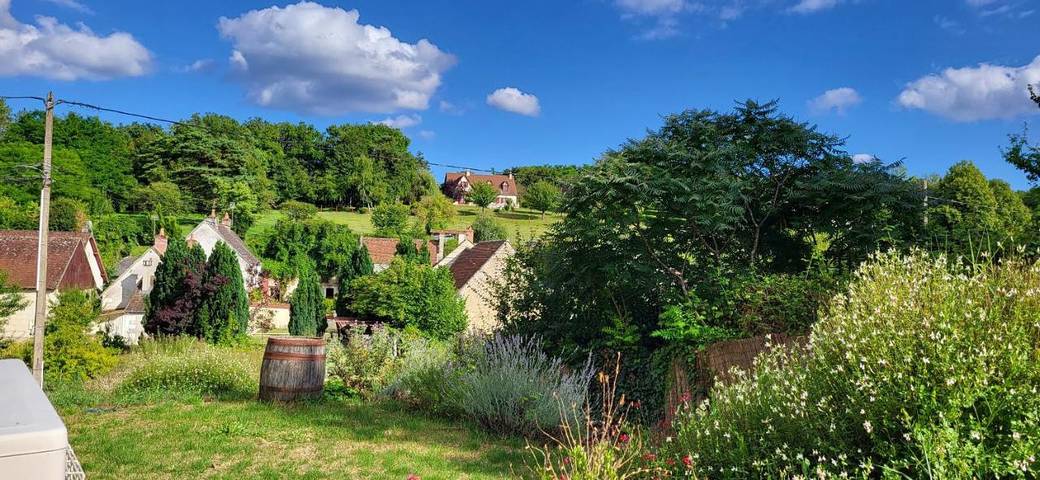 Location de vacances pour 8 personnes, avec terrasse et jardin à Saint-Julien-de-Chédon - 2
