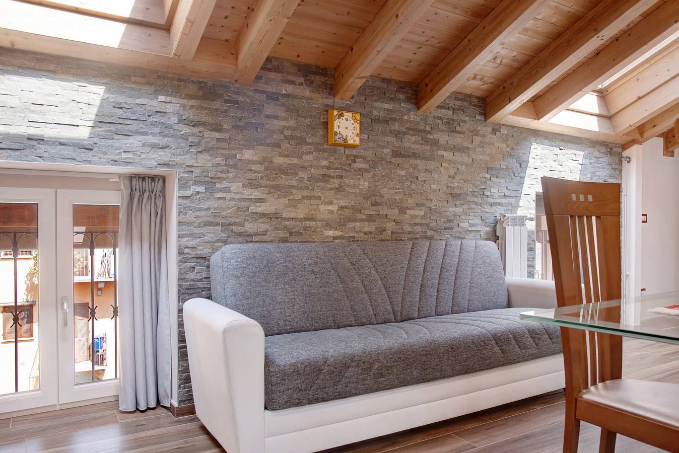 Ganze Wohnung, Ferienwohnung 'Ca de Sora' mit Klimaanlage & Wlan in Luino, Comune di Luino