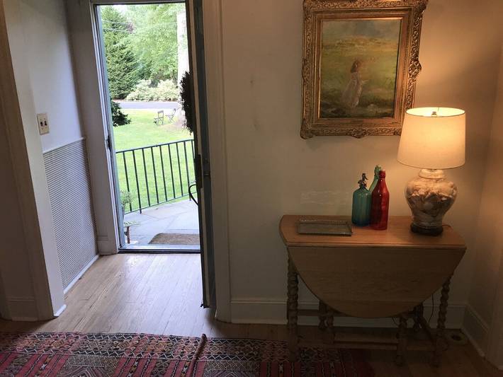Vacation rental for 8 people, with pool and yard as well as sauna, with pets in Westchester County