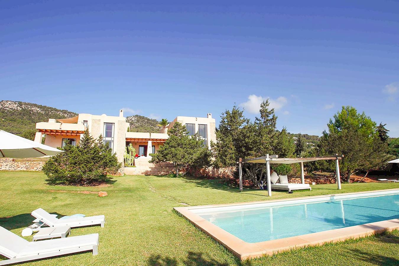 Villa Bouquet in Es Cubells, Sant Josep de sa Talaia