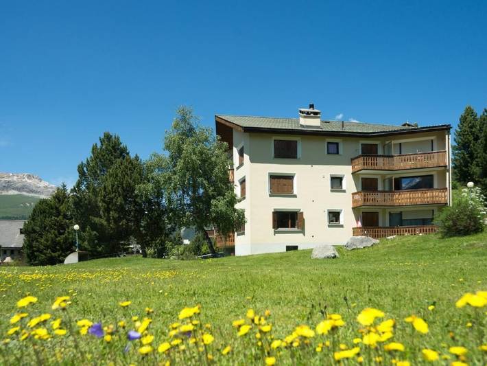 Ferienwohnung für 2 Personen, mit Balkon und Garten in Pontresina - 2
