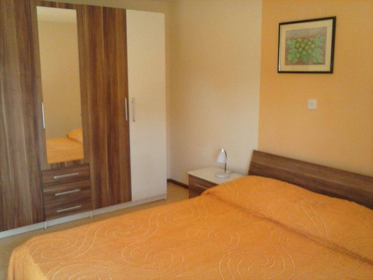 Ganze Wohnung, 2-Zimmer-Ferienwohnung mit Terrasse Cres A-12609-a in Cres Stadt, Cres