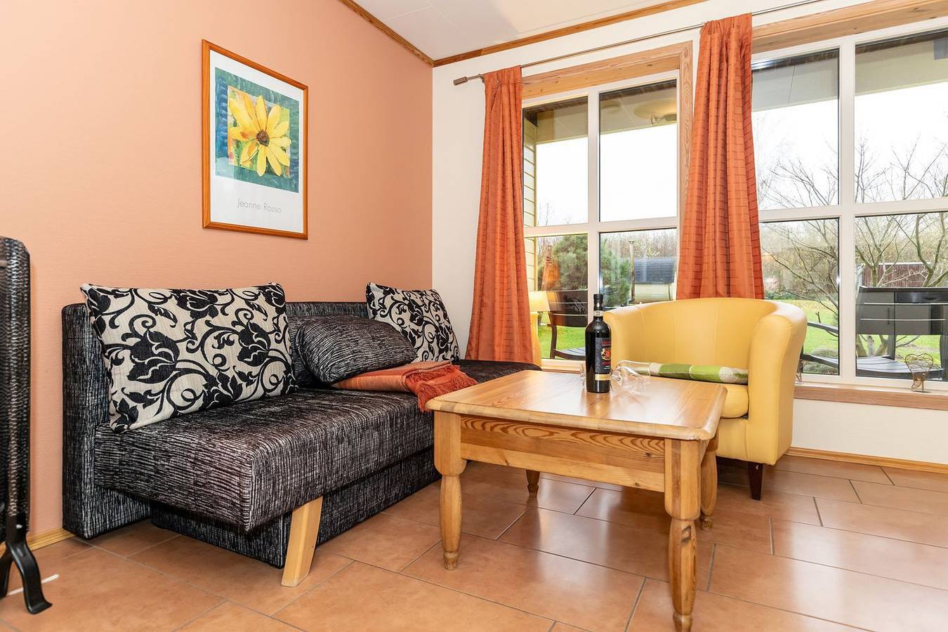 Ganze Wohnung, Ruhig gelegene 2-Raum-Ferienwohnung mit Sauna, Hot Tub und großem Garten in Wittenbeck, Rostock und Umgebung