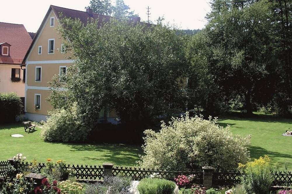 Ganze Wohnung, Ferienwohnung (70qm) in Krummennaab, Ostbayern
