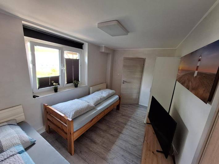 Ferienwohnung für 2 Personen, mit Terrasse und Garten sowie Ausblick in Scheuerfeld - 3