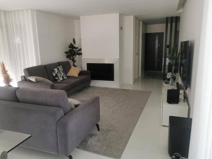 Casa rural para 6 personas, con Jacuzzi y Terraza además de Piscina y Vistas en Amares - 3