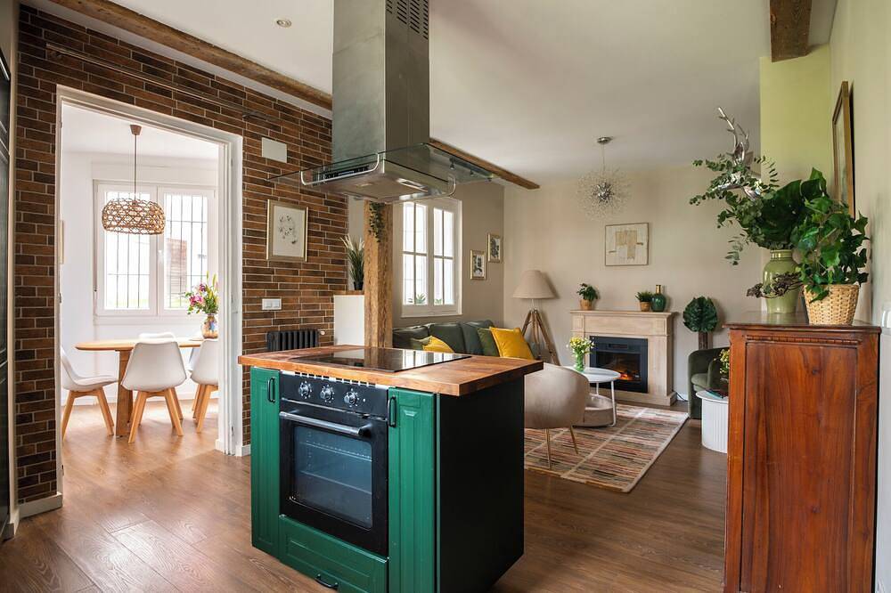 Entire apartment, Confort y Estilo en el Centro de Santander in Santander, Cantabrian Coast