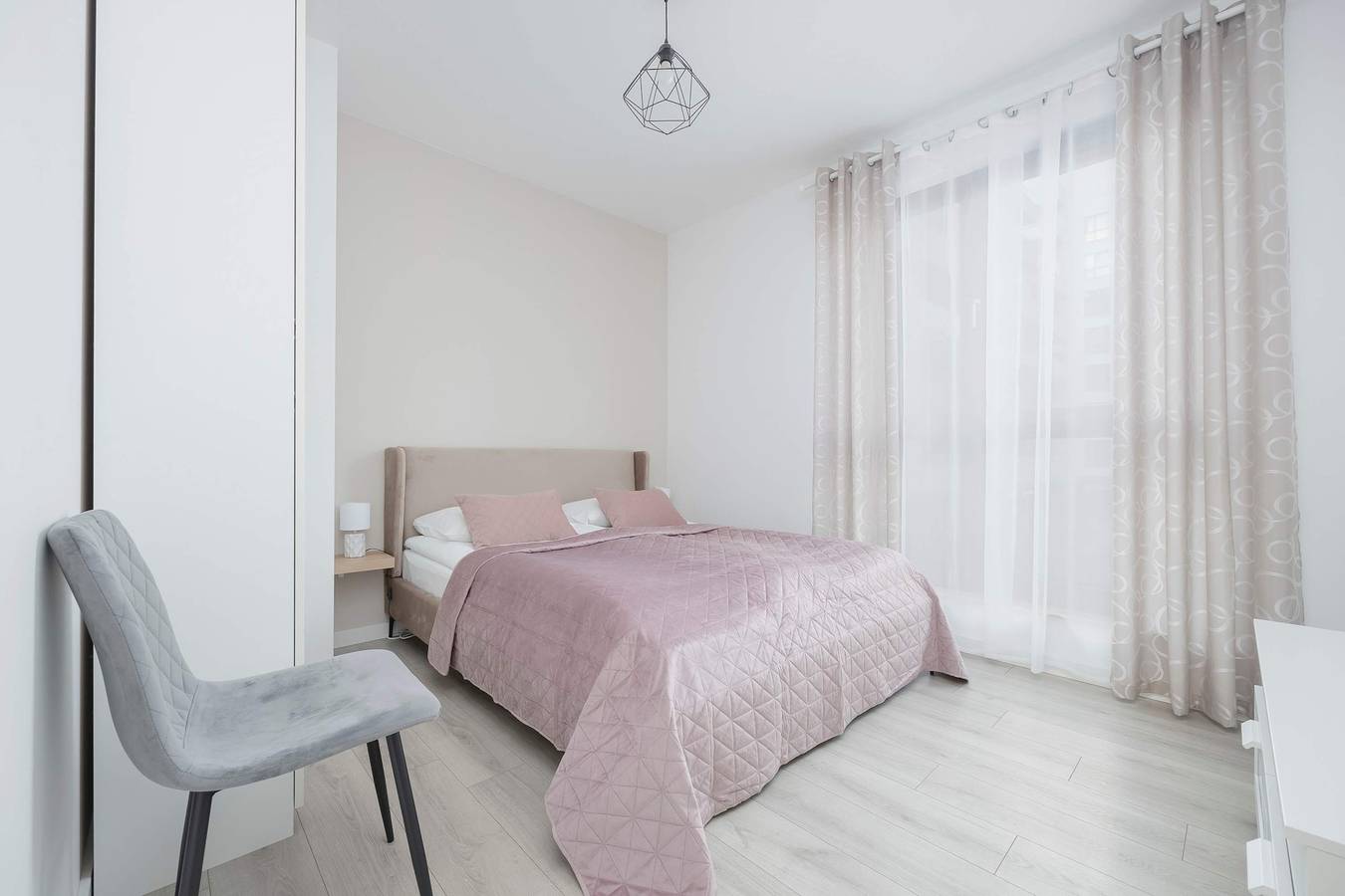 Appartement entier, Cybernetyki 6 | Family Apartment & A/C | Parking in Mokotów, Varsovie