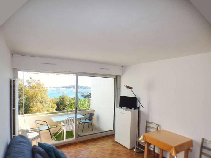 Gîte pour 3 personnes, avec balcon et piscine à La Seyne-sur-Mer - 4