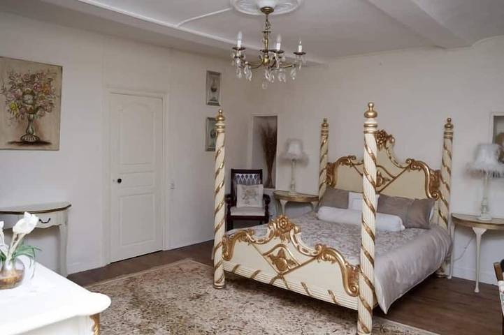 Location de vacances pour 14 personnes, avec jardin et terrasse à Hambye - 4