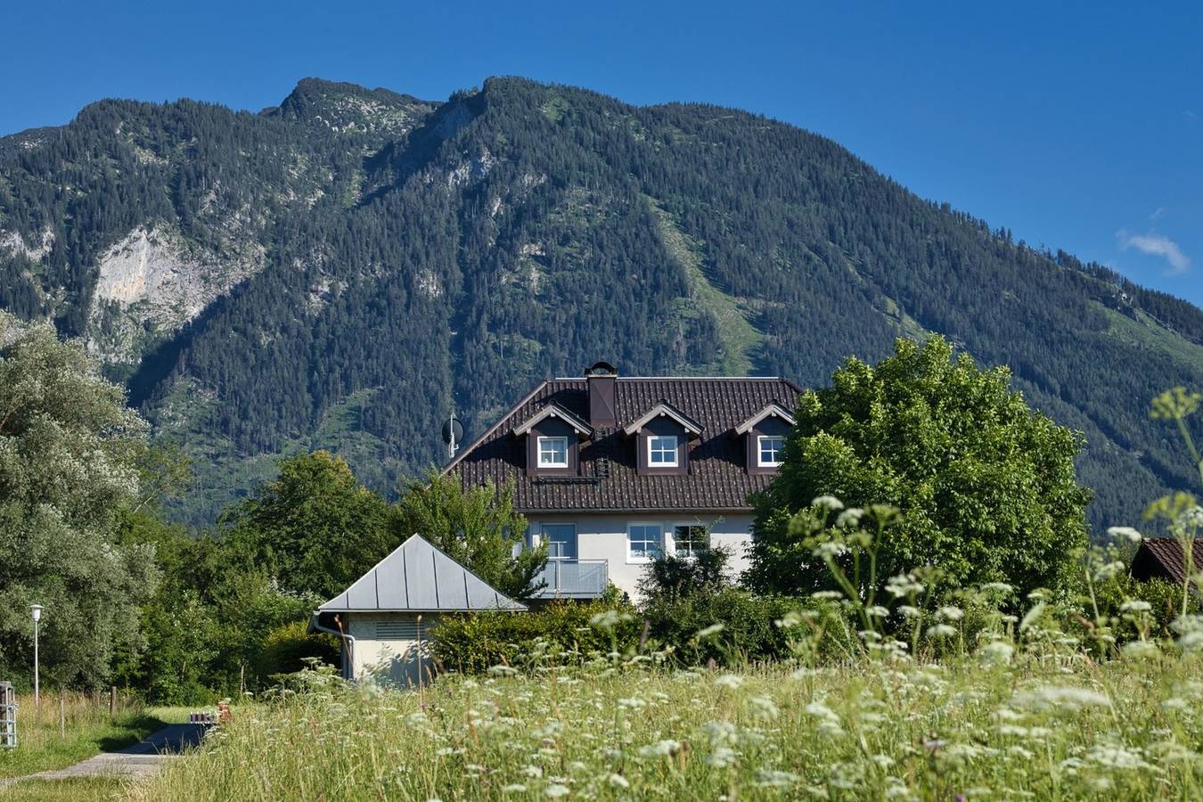 Ganze Ferienwohnung, Gästehaus Marzoll - Ferienwohnung Marzoll- 4 Personen, 75qm, 2 Schlafzimmer, Garten in Marzoll, Bad Reichenhall
