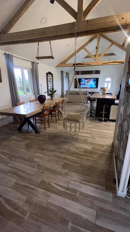 Gîte pour 3 personnes, avec Terrasse à Saligny-sur-Roudon - 2