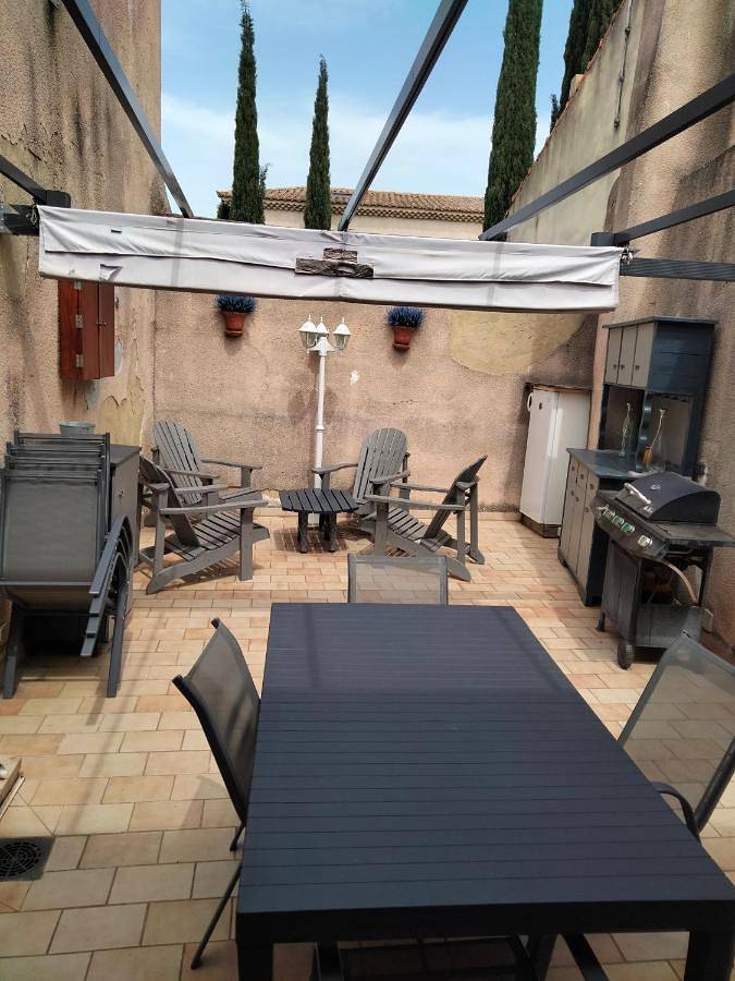 Chambre d’hôte pour 2 personnes, avec terrasse, adapté aux familles à Valréas - 3