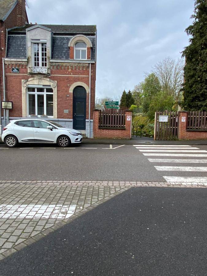 Location de vacances pour 7 personnes, avec terrasse ainsi que jardin et vue à Albert - 4