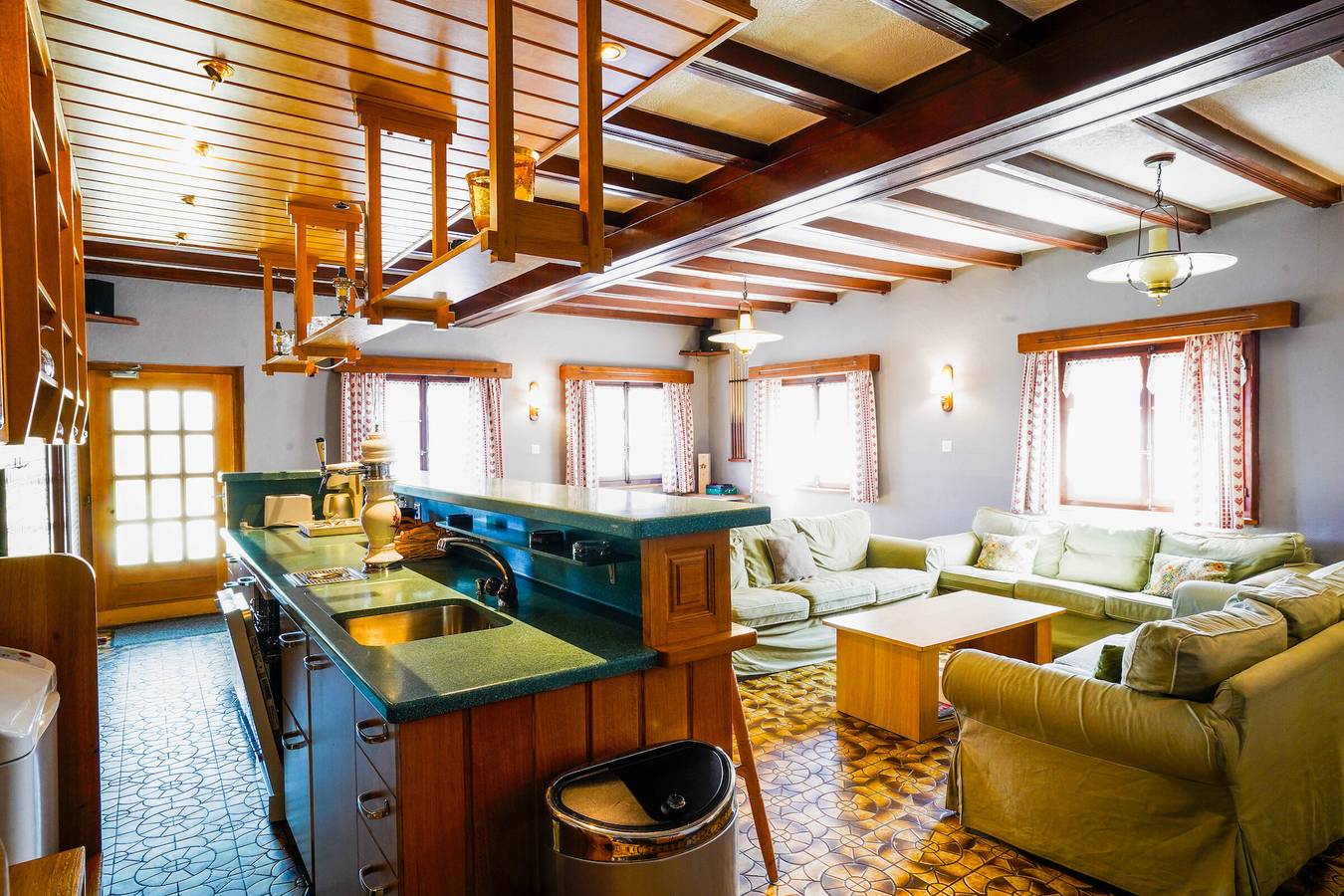 Casa Rural para 14 personas con balcón/terraza in Les Masses, Vex