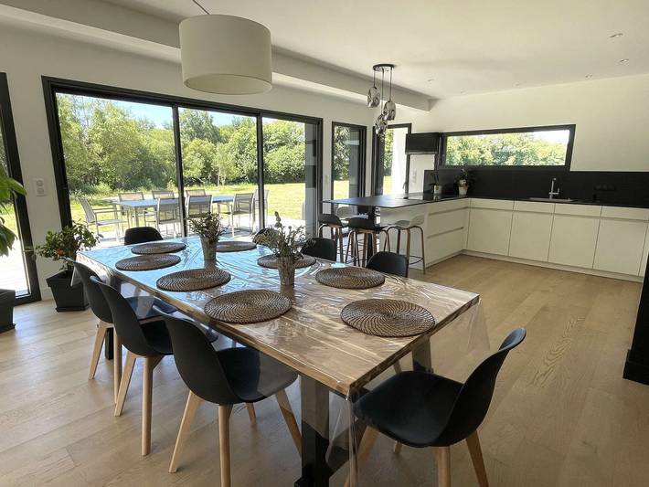 Location de vacances pour 10 personnes, avec terrasse et jardin à Clohars-Fouesnant - 4