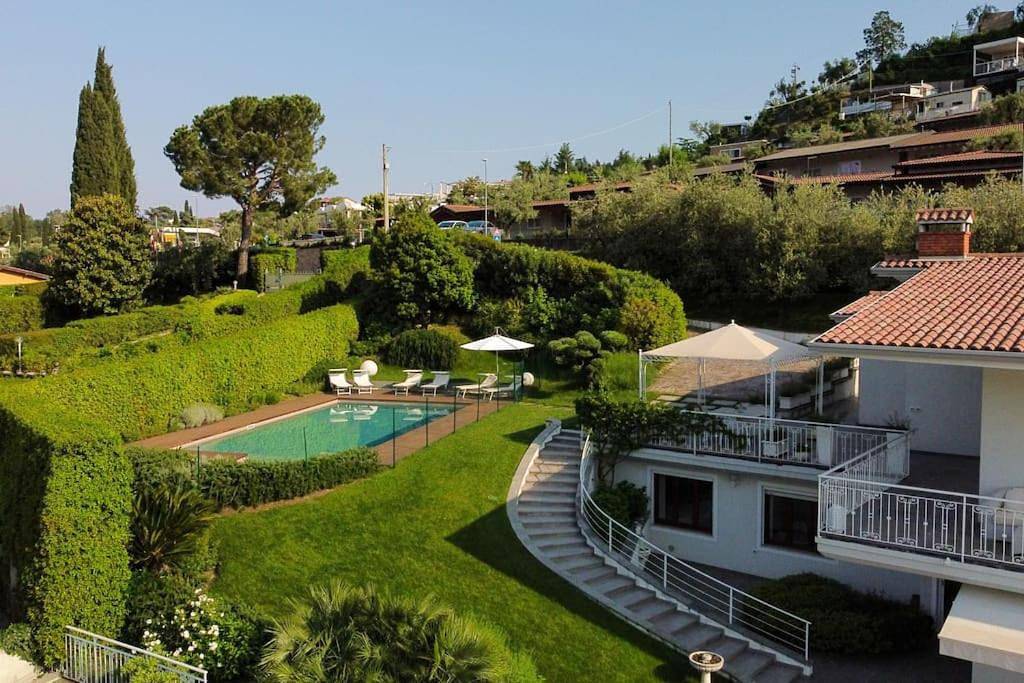 Villa in San Felice del Benaco, Prealpi Gardesane