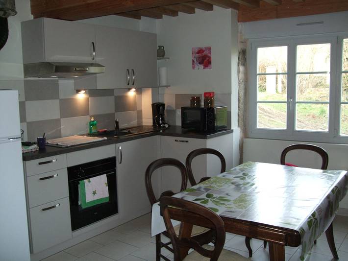 Gîte pour 4 personnes, avec terrasse et jardin