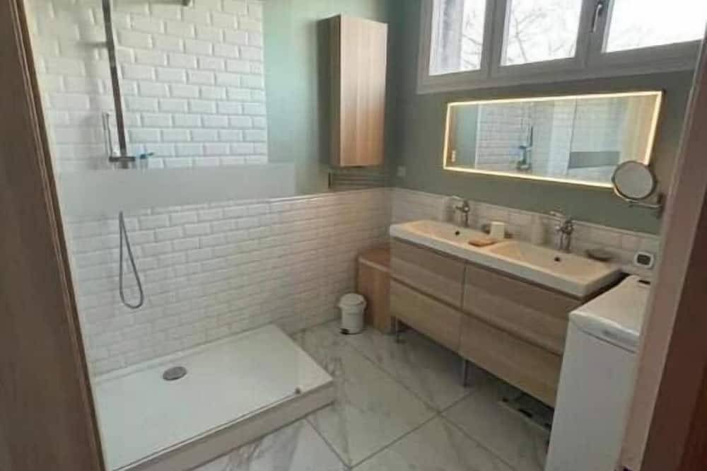 Ganze Wohnung, Luxury apartment located right in the city center, just 15 minutes from Lille in Armentières, Lille und Umgebung