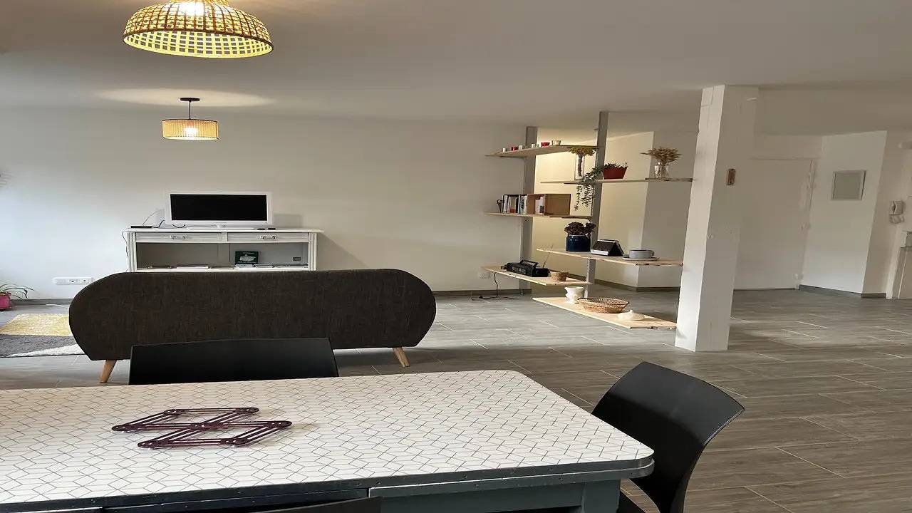 Ganze Ferienwohnung, Ferienwohnung für 4 Personen (90 m²) in Sedan in Sedan, Ardennen