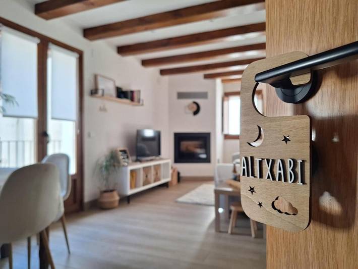 Gîte pour 4 personnes, avec Balcon ainsi que Terrasse et Vue à Ochagavía