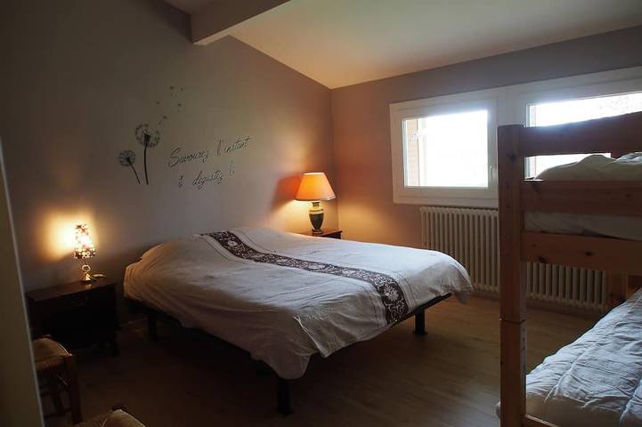 Location de vacances pour 6 personnes, avec jardin à Saint-Lothain - 3